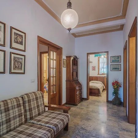 Barbara By Interhome * Corsanico-Bargecchia